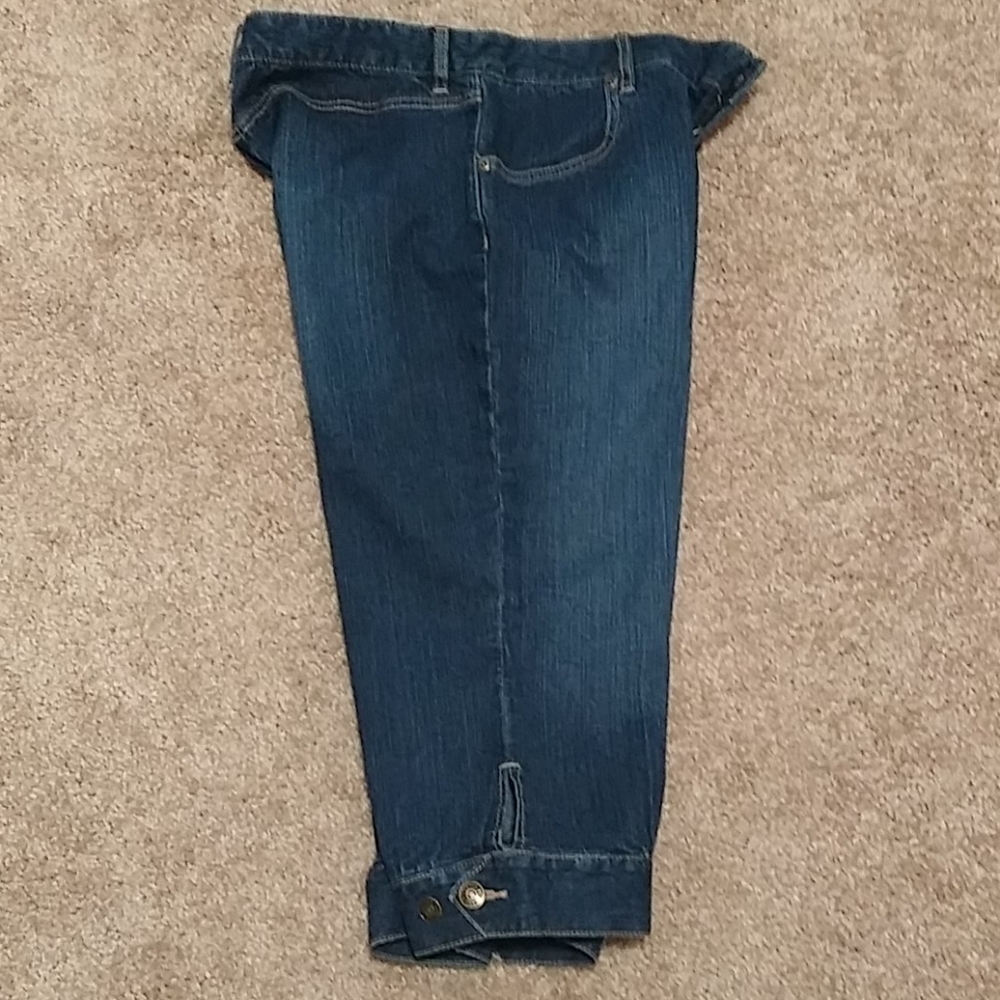 Denim Capri / Pedal Pusher - Picture 4 of 6
